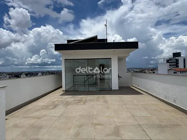 Cobertura / Penthouse com 150m² 3 quartos e 1 banheiro, à venda, no bairro Santa Rosa em Belo Horizonte