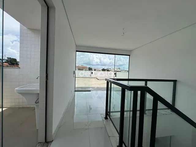 Cobertura / Penthouse com 150m² 3 quartos e 1 banheiro, à venda, no bairro Santa Rosa em Belo Horizonte