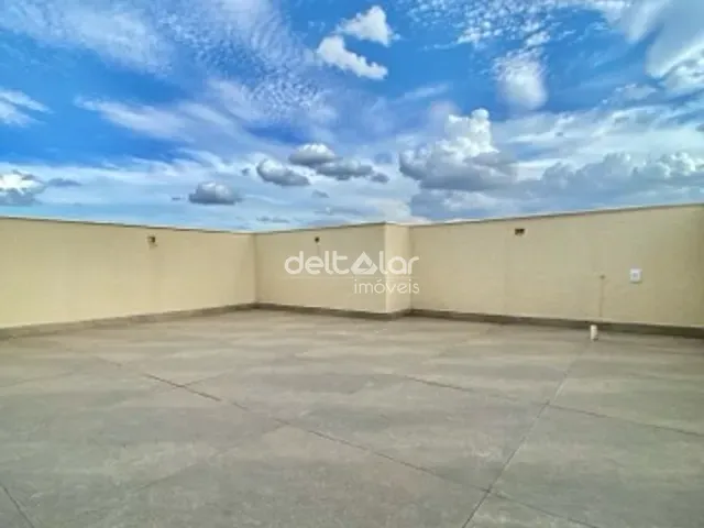 Cobertura / Penthouse com 120m² 2 quartos e 2 banheiros, para alugar, no bairro Santa Mônica em Belo Horizonte