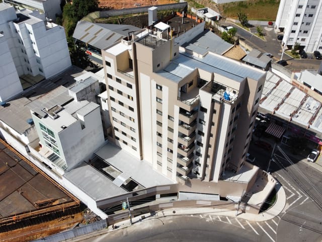 Cobertura / Penthouse 3 quartos e 2 banheiros, à venda, no bairro Morro da Glória em Juiz de Fora