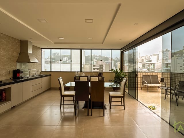 Cobertura / Penthouse 4 quartos e 4 banheiros, à venda, no bairro Bom Pastor em Rua Renato Dias