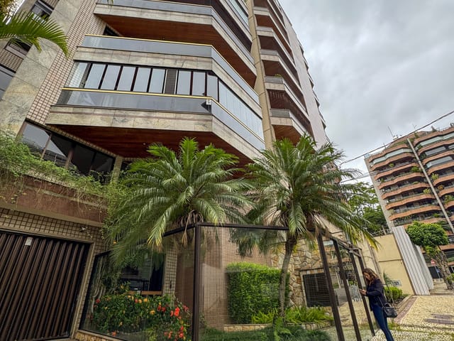 Cobertura / Penthouse 4 quartos e 4 banheiros, à venda, no bairro Bom Pastor em Rua Renato Dias