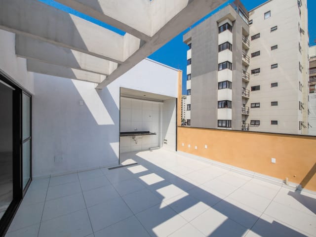 Cobertura / Penthouse 3 quartos e 3 banheiros, à venda, no bairro São Mateus em Juiz de Fora