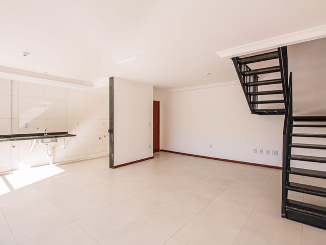 Cobertura / Penthouse 4 quartos e 4 banheiros, à venda, no bairro São Mateus em Juiz de Fora