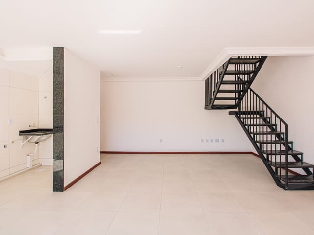 Cobertura / Penthouse 4 quartos e 4 banheiros, à venda, no bairro São Mateus em Juiz de Fora