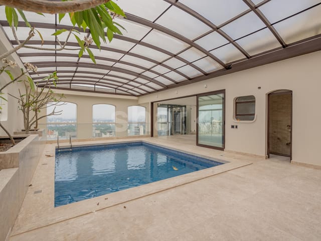 Cobertura / Penthouse com 750m² 4 quartos e 6 banheiros, à venda ou para alugar, no bairro Jardim Paulista em São Paulo