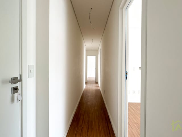 Cobertura / Penthouse com 410m² 4 quartos e 3 banheiros, à venda, no bairro São Mateus em Juiz de Fora