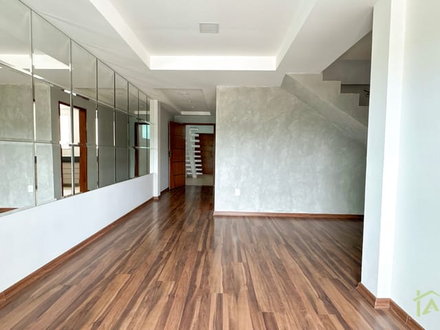 Cobertura / Penthouse 4 quartos e 3 banheiros, à venda, no bairro Vivendas da Serra em Juiz de Fora