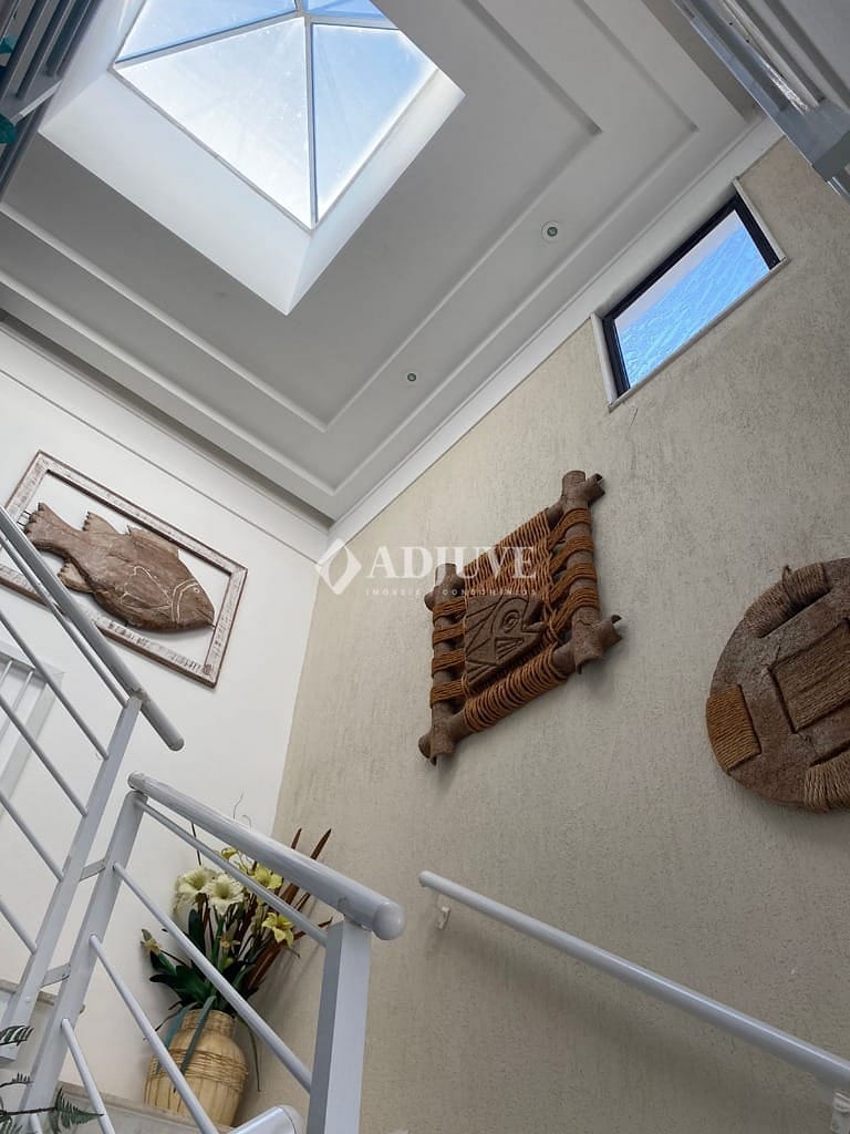 Cobertura à venda com 5 quartos, 600m² - Foto 4