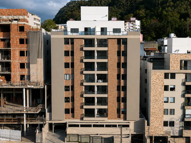 Cobertura / Penthouse 3 quartos e 3 banheiros, à venda, no bairro Vale do Ipê em Juiz de Fora