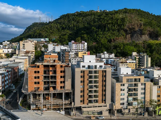 Apartamento 2 quartos e 2 banheiros, à venda, no bairro Vale do Ipê em Juiz de Fora