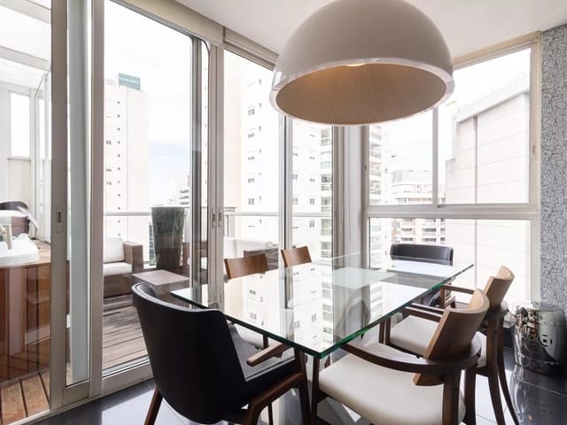 Cobertura / Penthouse com 102m² 2 quartos e 2 banheiros, à venda ou para alugar, no bairro Vila Olímpia em São Paulo