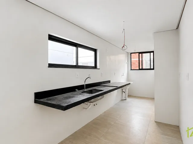 Cobertura / Penthouse 4 quartos e 3 banheiros, à venda, no bairro Vale do Ipê em Juiz de Fora