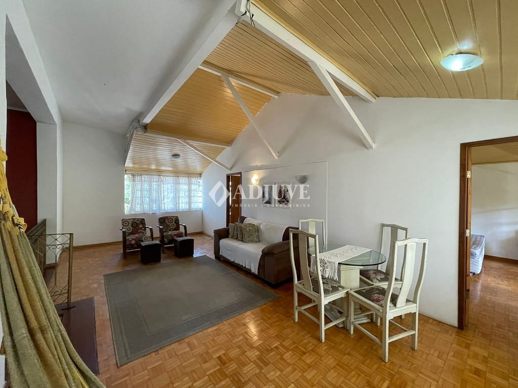 Cobertura à venda com 8 quartos, 300m² - Foto 6