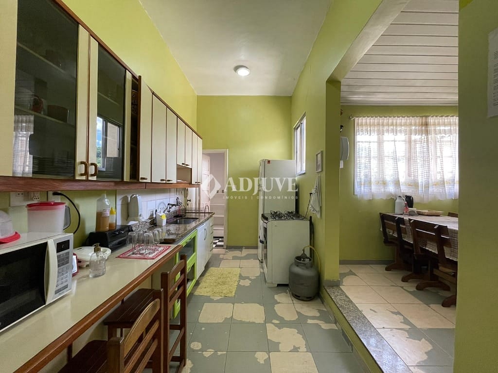 Cobertura à venda com 8 quartos, 300m² - Foto 29