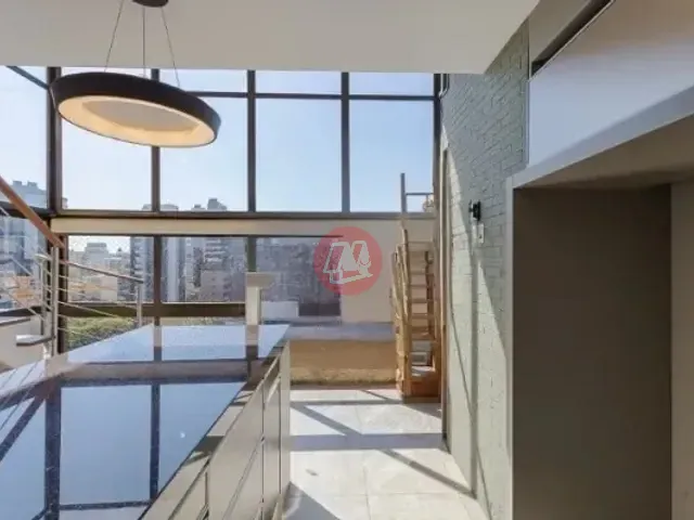 Cobertura / Penthouse 2 quartos e 3 banheiros, para alugar, no bairro Auxiliadora em Porto Alegre