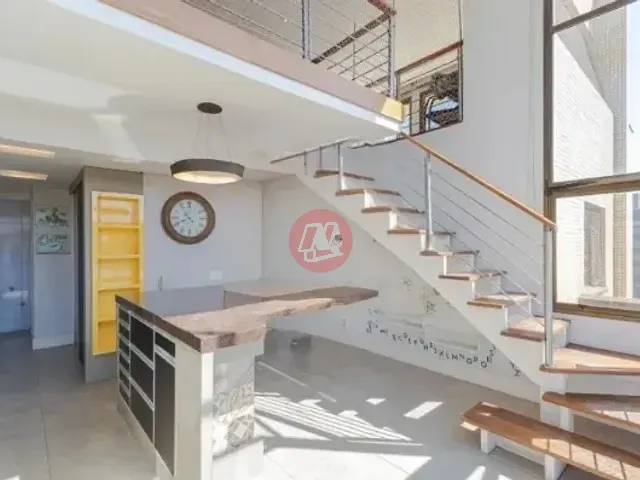 Cobertura / Penthouse 2 quartos e 3 banheiros, para alugar, no bairro Auxiliadora em Porto Alegre