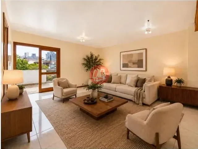 Cobertura / Penthouse com 227m² 1 quarto e 3 banheiros, à venda, no bairro Petrópolis em Porto Alegre