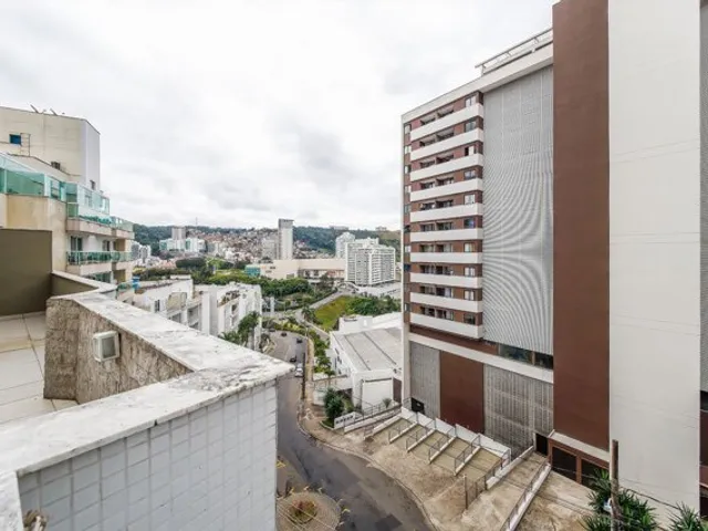 Cobertura / Penthouse 2 quartos e 2 banheiros, à venda, no bairro Estrela Sul em Juiz de Fora