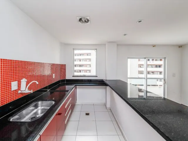 Cobertura / Penthouse 2 quartos e 2 banheiros, à venda, no bairro Estrela Sul em Juiz de Fora