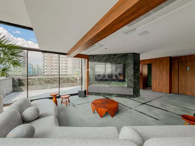 Cobertura / Penthouse com 506m² 4 quartos e 6 banheiros, à venda, no bairro Itaim Bibi em São Paulo
