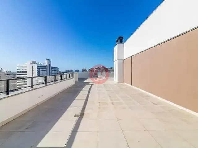 Cobertura / Penthouse com 510m² 3 quartos e 4 banheiros, à venda ou para alugar, no bairro Vila Jardim em Porto Alegre