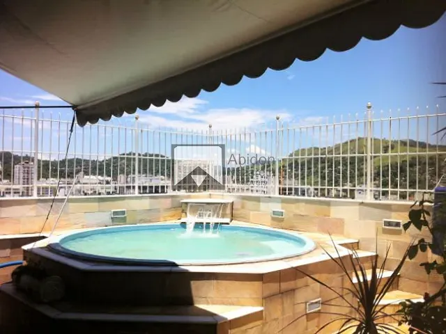 Cobertura / Penthouse com 250m² 4 quartos e 3 banheiros, à venda, no bairro Icaraí em Niterói