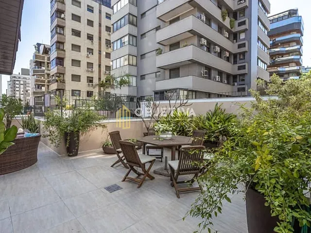 Cobertura / Penthouse com 463m² 3 quartos e 4 banheiros, à venda, no bairro Bela Vista em Porto Alegre