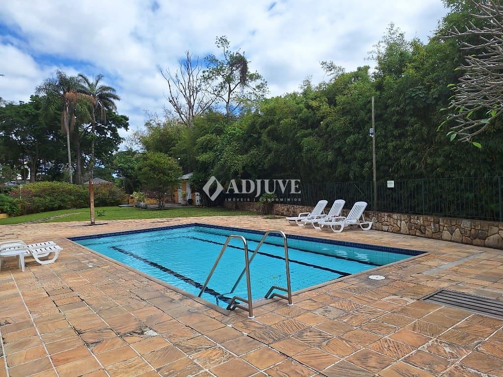 Cobertura à venda com 3 quartos, 128m² - Foto 2