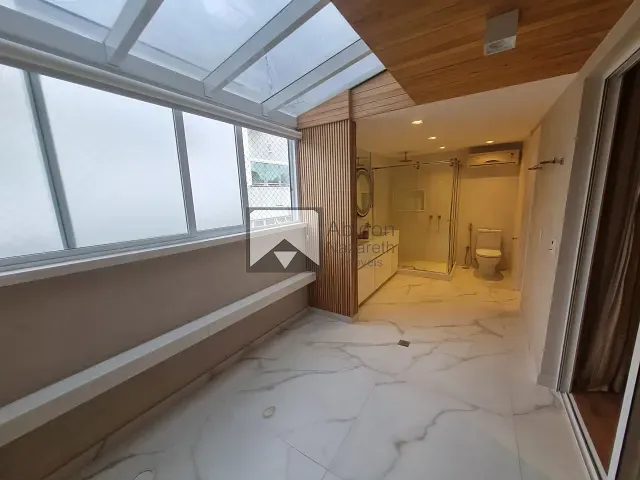 Cobertura / Penthouse com 330m² 4 quartos e 5 banheiros, para alugar, no bairro São Francisco em Niterói