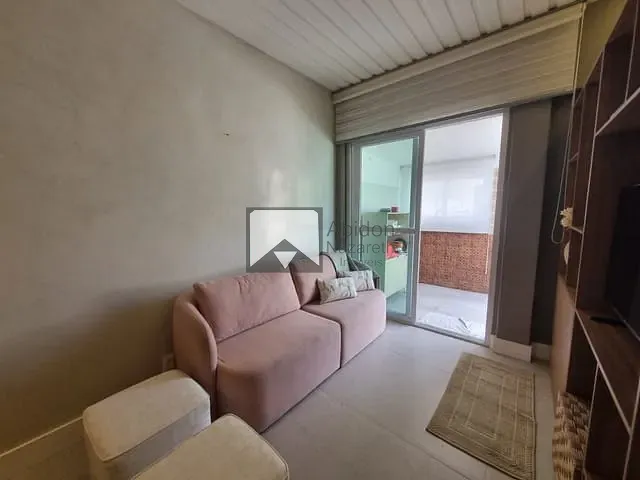 Cobertura / Penthouse com 60m² 1 quarto e 1 banheiro, para alugar, no bairro Icaraí em Niterói