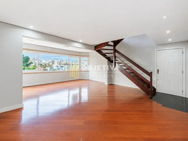 Cobertura / Penthouse 4 quartos e 2 banheiros, à venda ou para alugar, no bairro Bela Vista em Porto Alegre