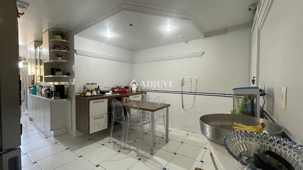 Cobertura à venda e aluguel com 4 quartos, 272m² - Foto 12
