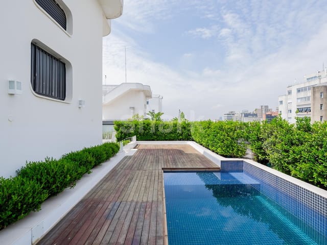Cobertura / Penthouse 3 quartos e 5 banheiros, à venda ou para alugar, no bairro Vila Nova Conceição em São Paulo