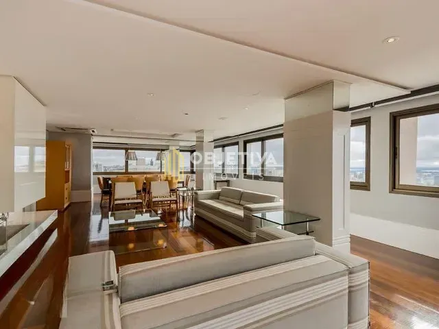 Cobertura / Penthouse 5 quartos e 6 banheiros, à venda ou para alugar, no bairro Mont Serrat em Porto Alegre