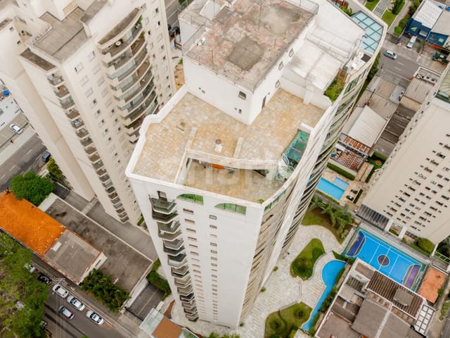 Cobertura / Penthouse com 533m² 4 quartos e 4 banheiros, à venda, no bairro Indianópolis em São Paulo