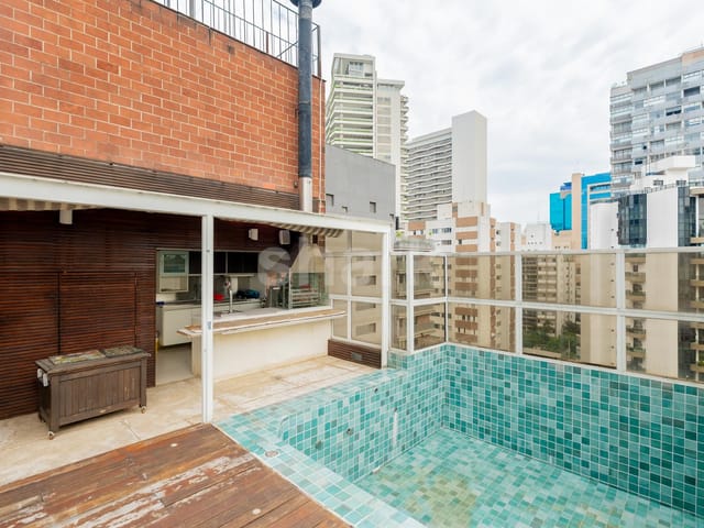 Cobertura / Penthouse com 400m² 3 quartos e 5 banheiros, à venda, no bairro Moema em São Paulo