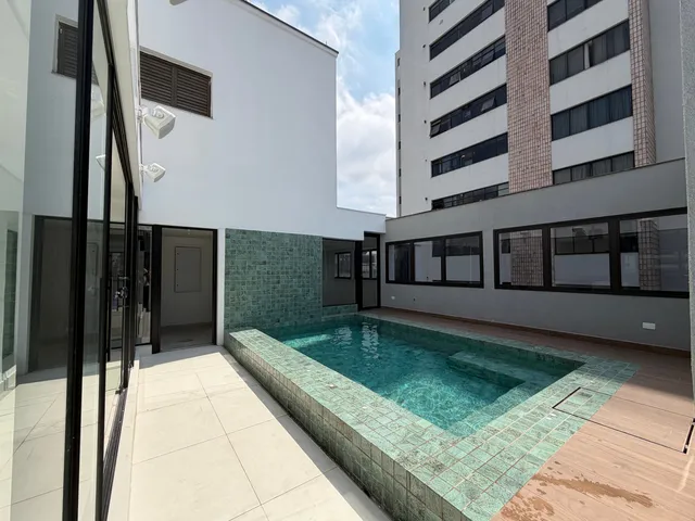 Cobertura / Penthouse 4 quartos e 6 banheiros, à venda, no bairro Vila Nova Conceição em São Paulo