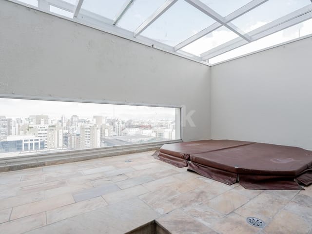 Cobertura / Penthouse com 292m² 4 quartos e 6 banheiros, à venda, no bairro Moema em São Paulo