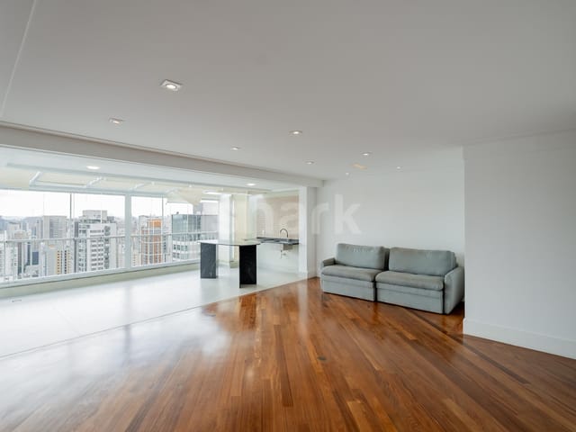 Cobertura / Penthouse com 292m² 4 quartos e 6 banheiros, à venda, no bairro Moema em São Paulo