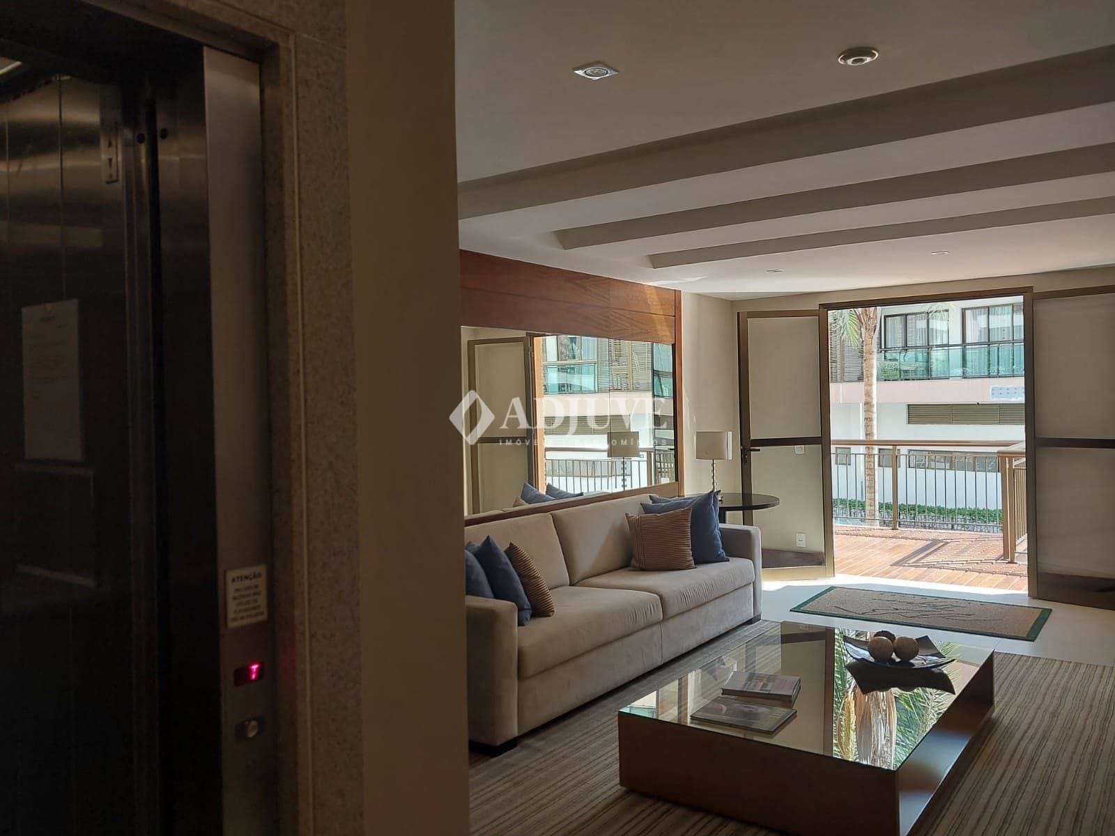 Cobertura à venda com 2 quartos, 87m² - Foto 24