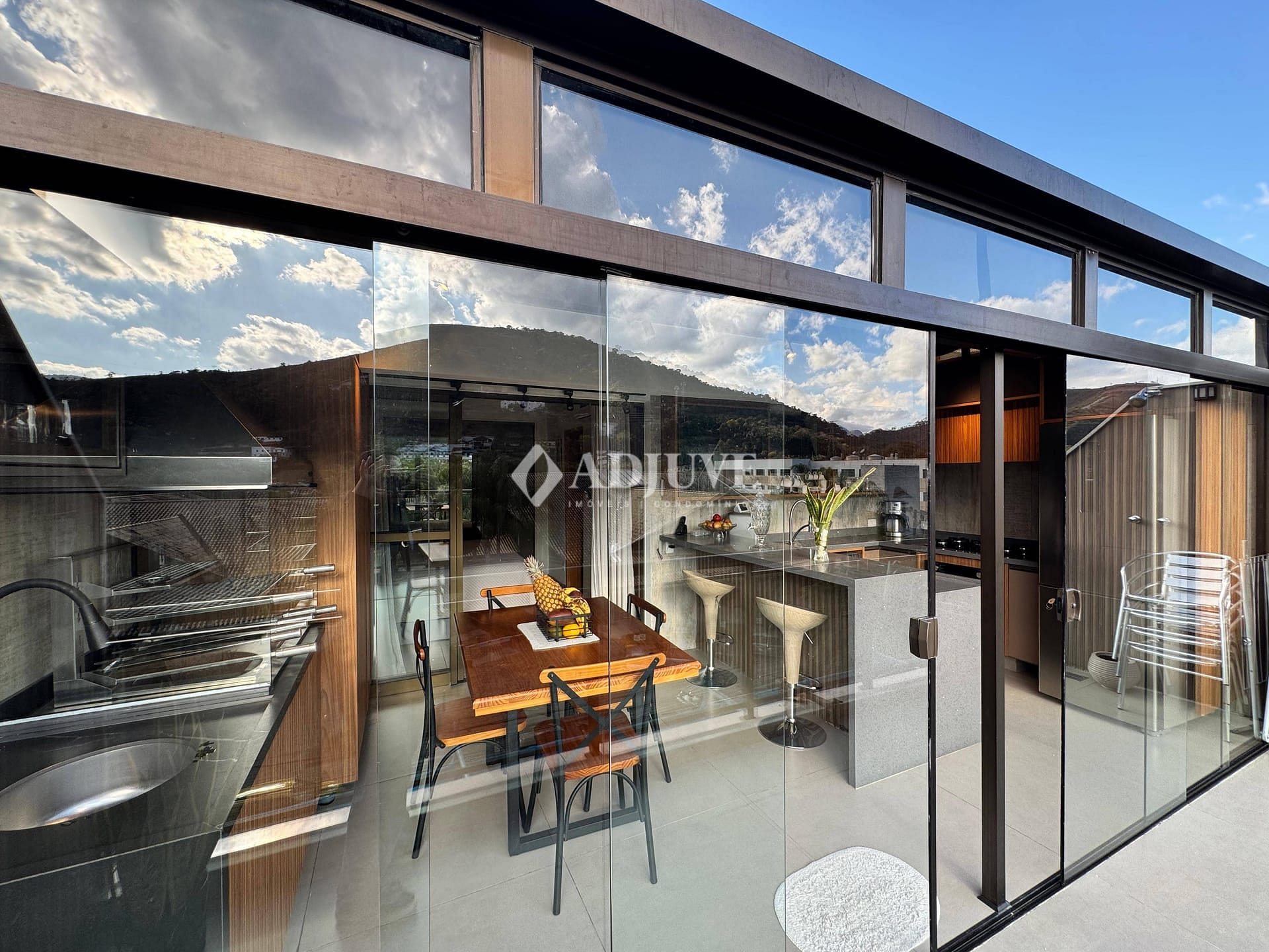 Cobertura à venda com 2 quartos, 70m² - Foto 18