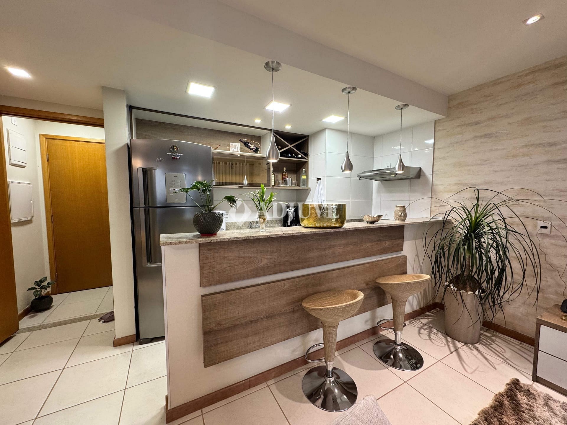 Cobertura à venda com 2 quartos, 70m² - Foto 2