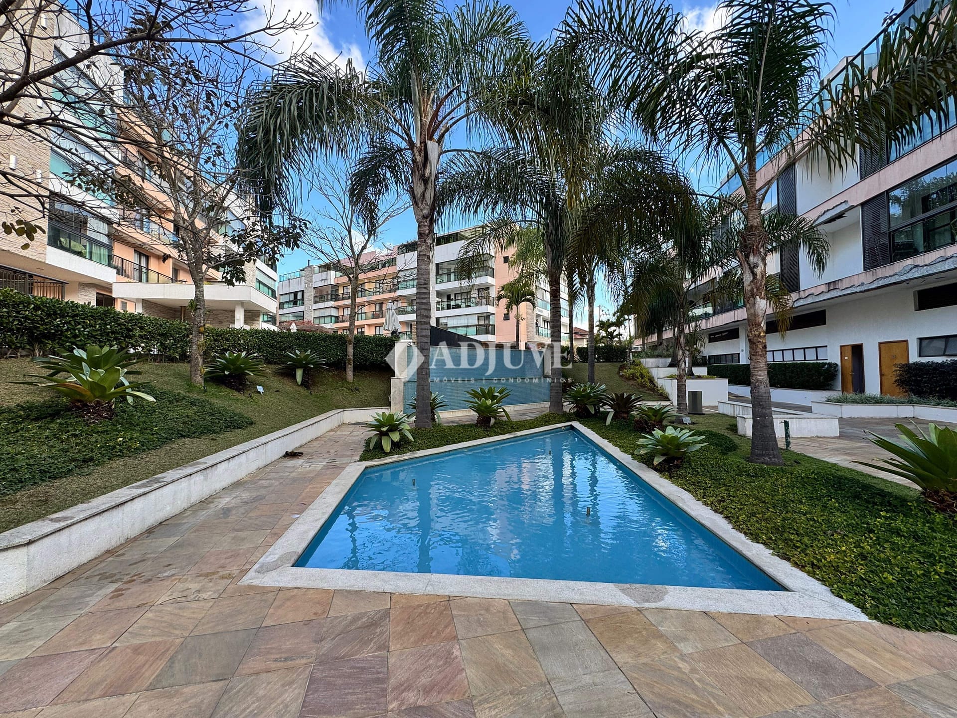 Cobertura à venda com 2 quartos, 70m² - Foto 22