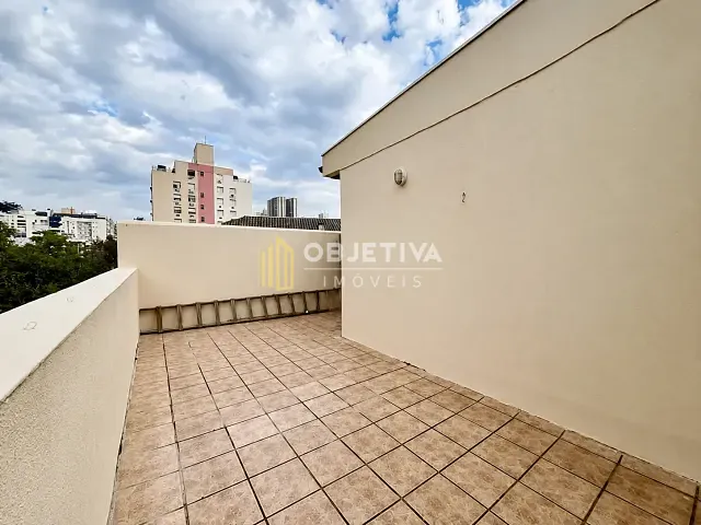 Cobertura / Penthouse 3 quartos e 1 banheiro, para alugar, no bairro São João em Porto Alegre