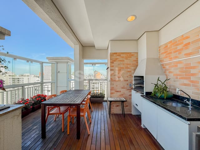 Cobertura / Penthouse 2 quartos e 4 banheiros, para alugar, no bairro Cerqueira César em São Paulo