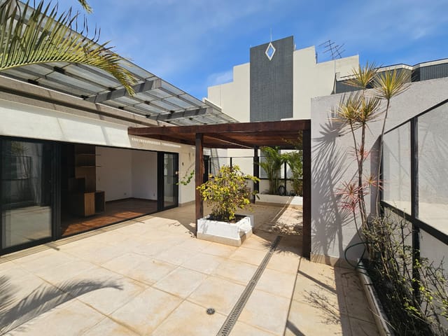 Cobertura / Penthouse com 136m² 1 quarto e 3 banheiros, à venda, no bairro Vila Olímpia em São Paulo
