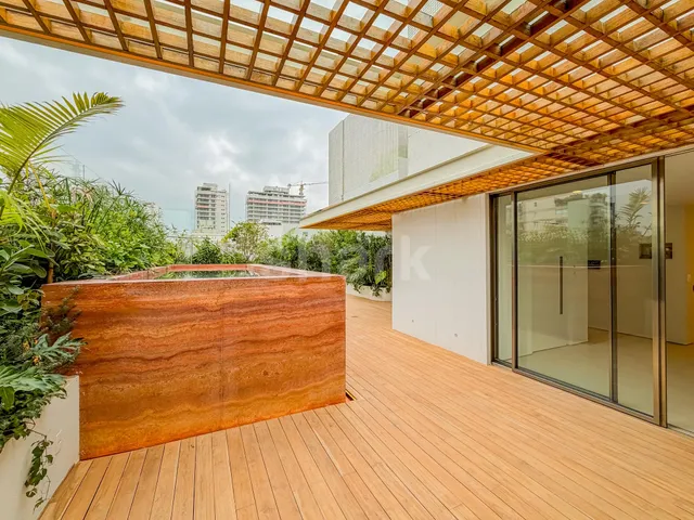 Cobertura / Penthouse 4 quartos e 6 banheiros, à venda, no bairro Moema em São Paulo