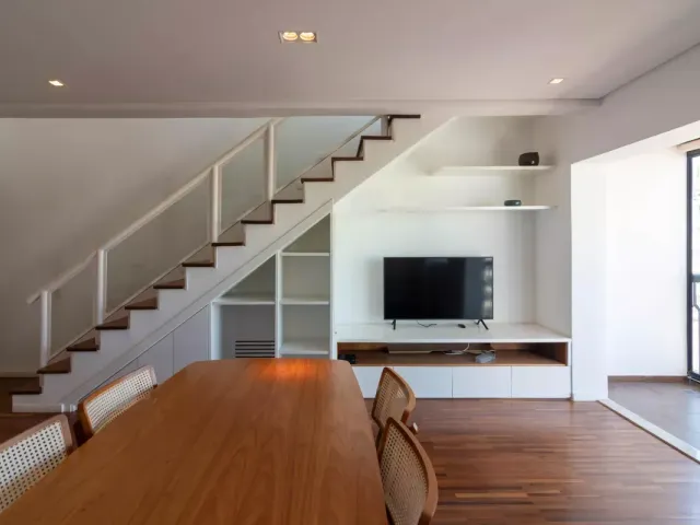 Cobertura / Penthouse 3 quartos e 3 banheiros, à venda ou para alugar, no bairro Vila Nova Conceição em São Paulo
