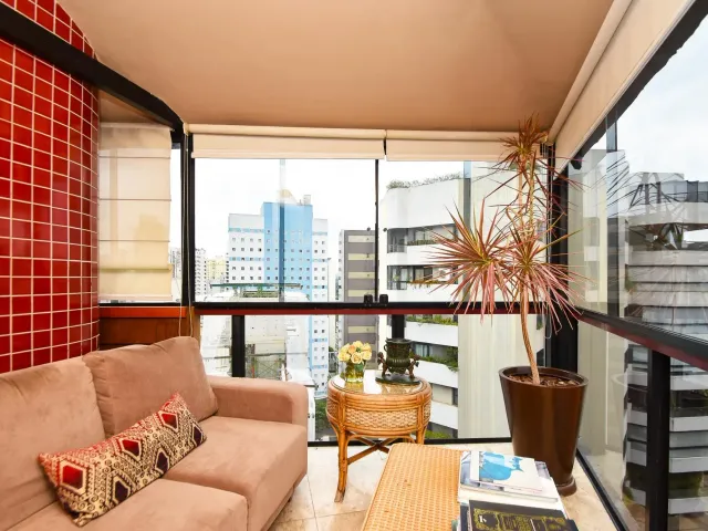 Cobertura / Penthouse 3 quartos e 5 banheiros, à venda, no bairro Jardim Paulista em São Paulo